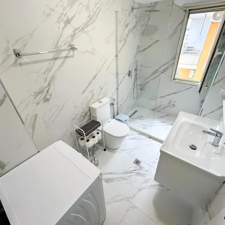 Q1 Qerret Appartement Golem (Tirana)